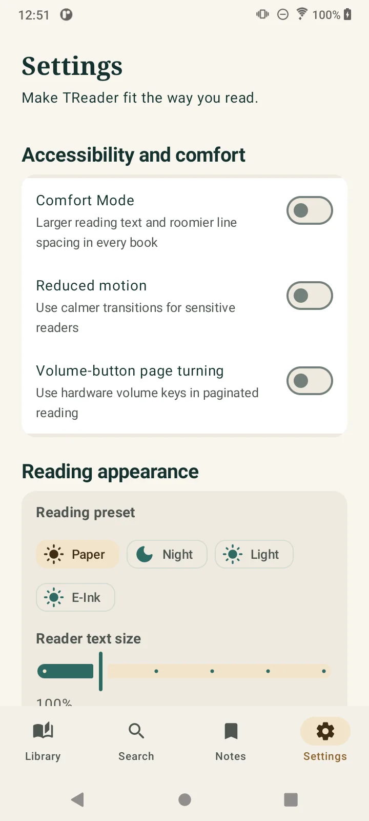 TReader settings showing Comfort Mode, reduced motion, volume-button page turning, themes, and text size